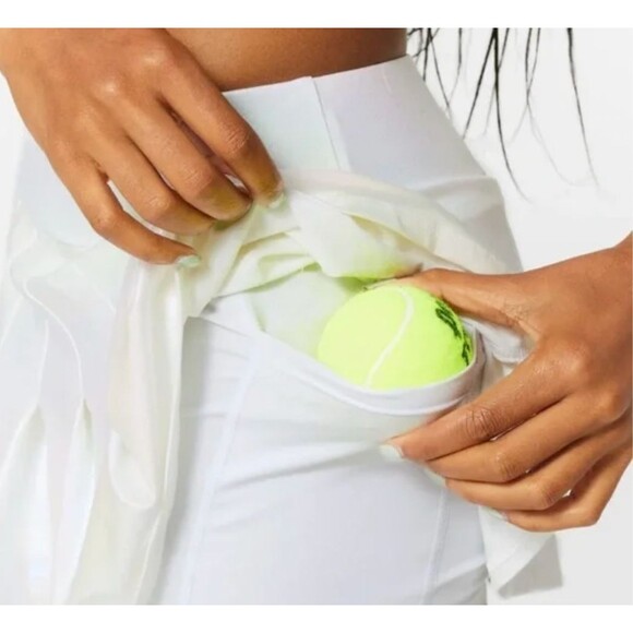 New Eleven by Venus Williams Flutter Tennis Skirt Womens Small White Golf Skort - Picture 3 of 10